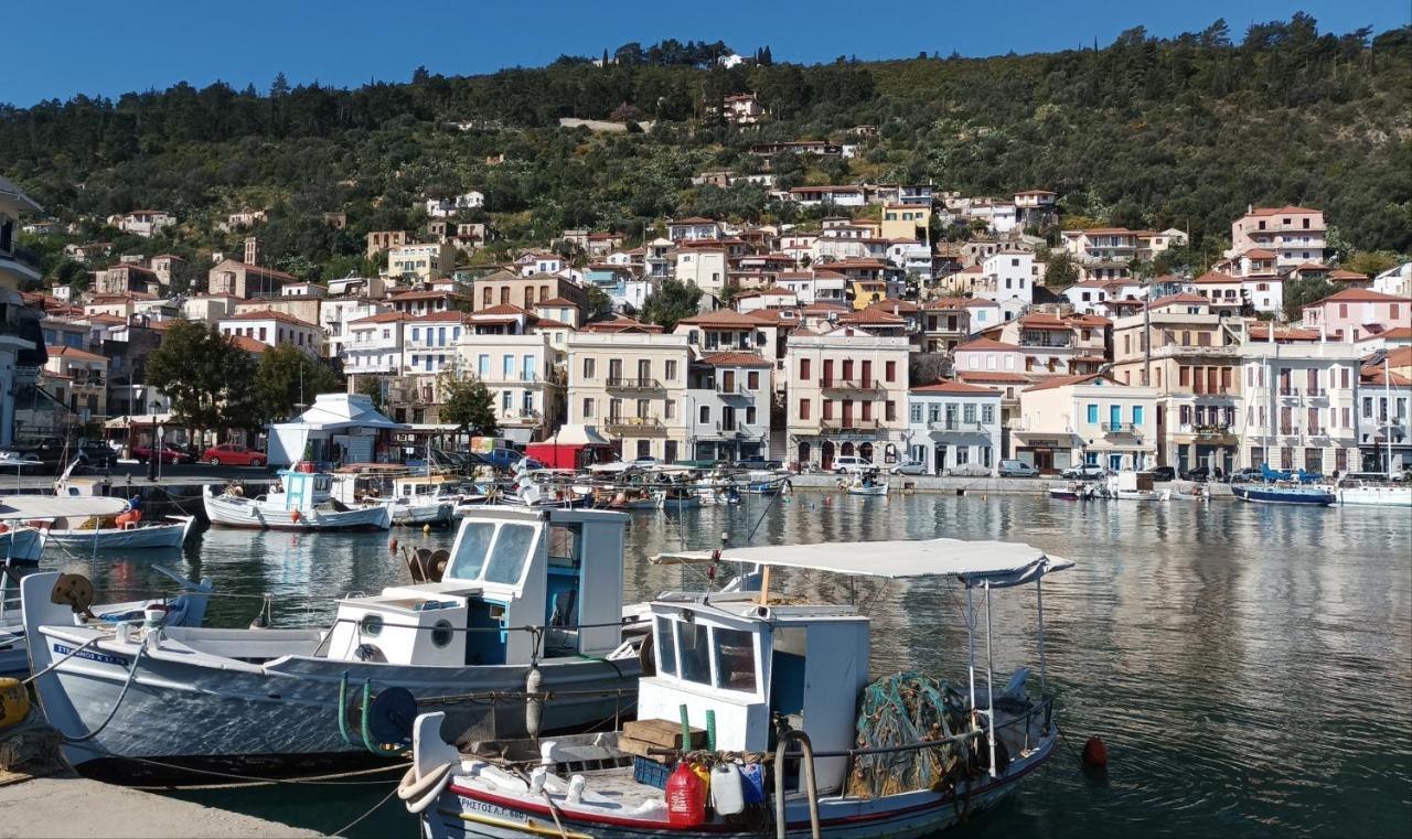Gythio Seaside Villa Dimitrios - Panoramic View Exterior foto